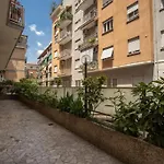 Homely - Spacious Apt In Gianicolo District