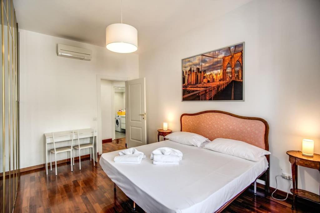 Homely - Spacious In Gianicolo District Apartment