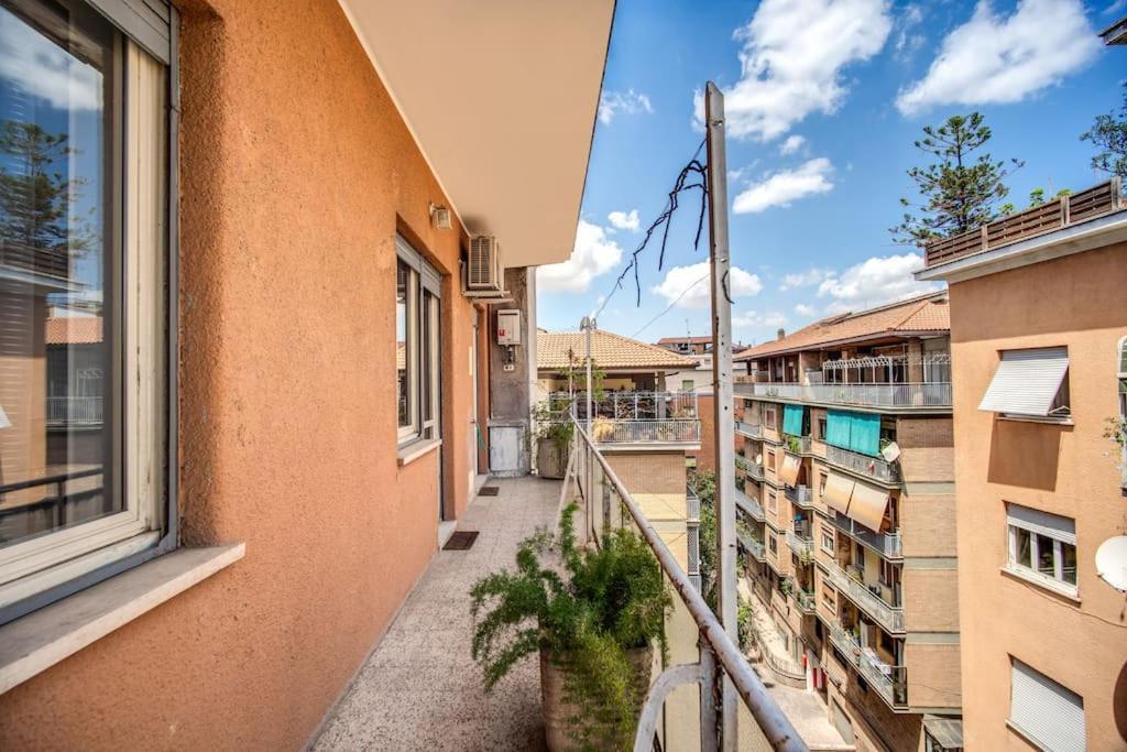 Homely - Spacious In Gianicolo District *