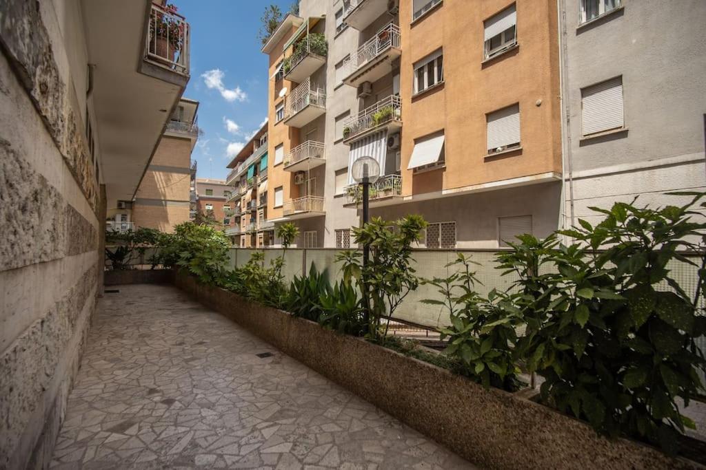 Homely - Spacious In Gianicolo District