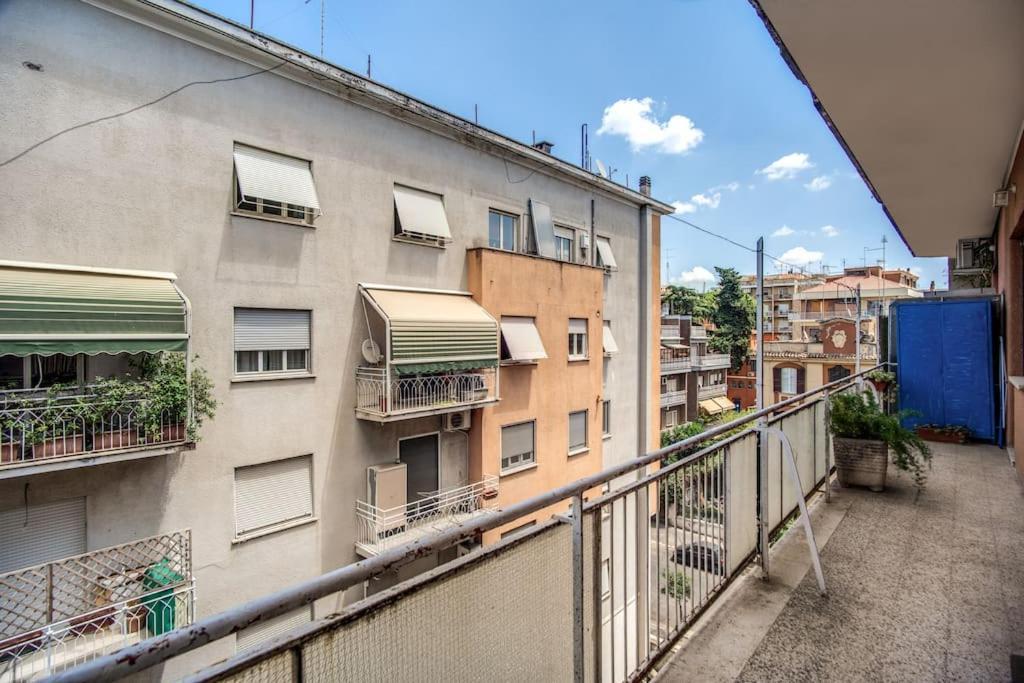 Homely - Spacious In Gianicolo District Rom