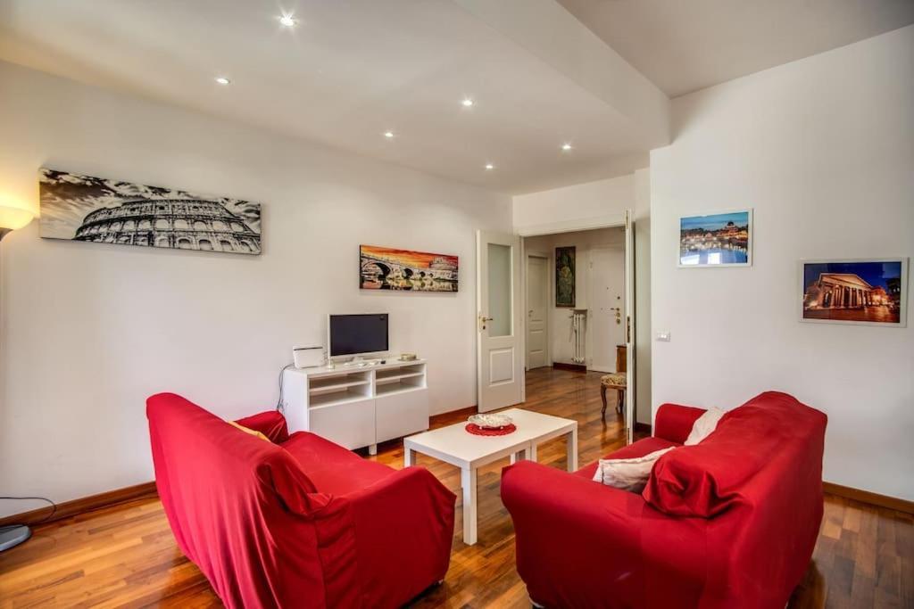 Homely - Spacious In Gianicolo District *